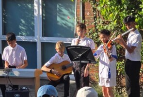 Summer Showcase3